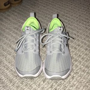 Under Armor Drift Sneaker